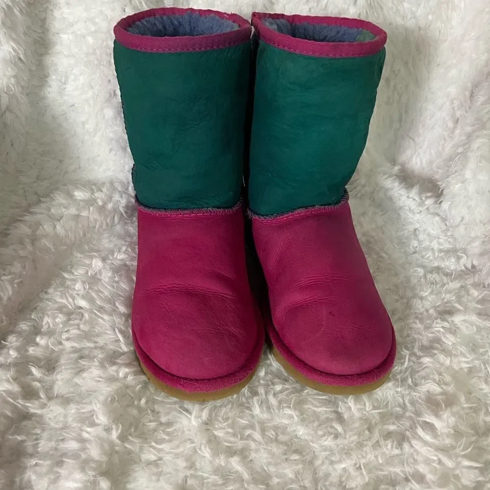 UGG Australia  youth Tri color block hot pink,teal green and purple Size…